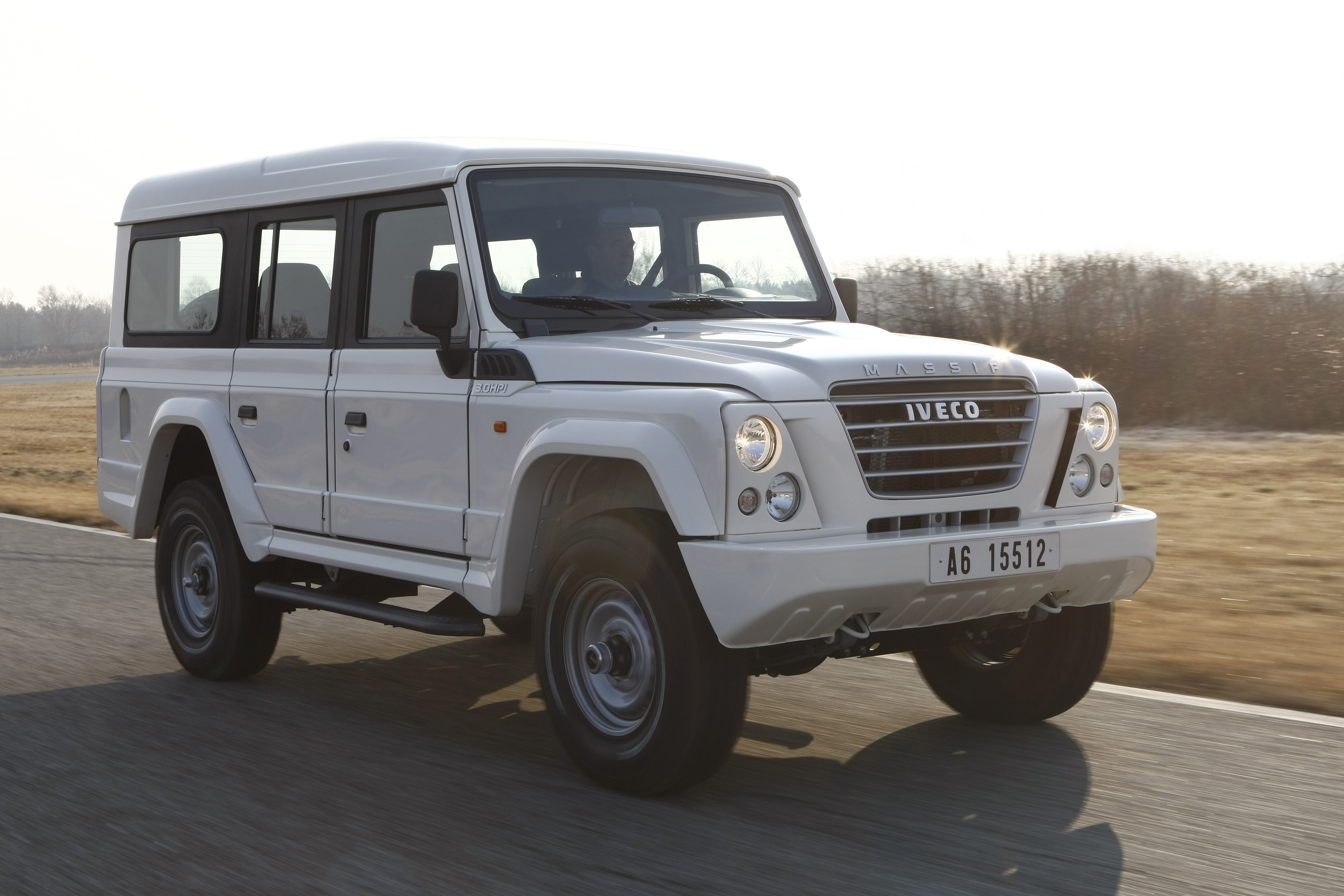 s0 modele iveco massif utilitaire